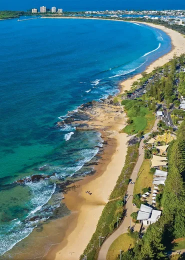 rmc syrenuse fund by RM Capital image of retail premises and beach in Mooloolaba